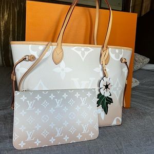 Louis Vuitton Neverfull MM By The Pool Brume Peach